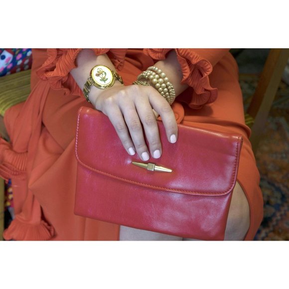 Red Envelope Classic Timeless Clutch Bag Vintage Accessories - Picture 1 of 3